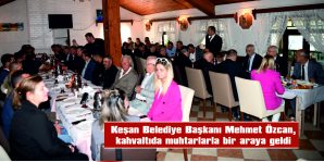 BAŞKAN ÖZCAN, MUHTARLAR GÜNÜ NEDENİYLE MUHTARLARA KAHVALTI VERDİ