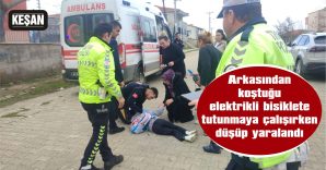 YARALI ÇOCUK, AMBULANSLA HASTANEYE KALDIRILDI